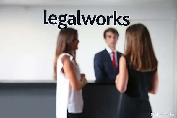 LEGALWORKS renova imagem e tem novo site mobile
